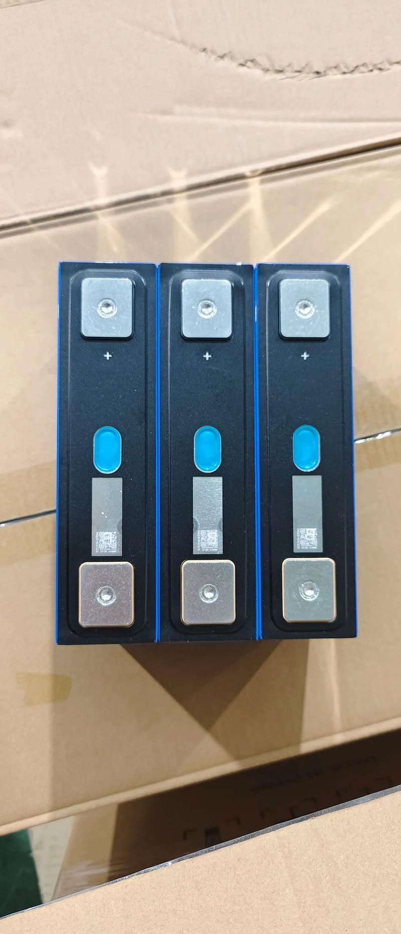 组装锂电池设备需要多少钱? 组装锂电池设备需要多少钱?